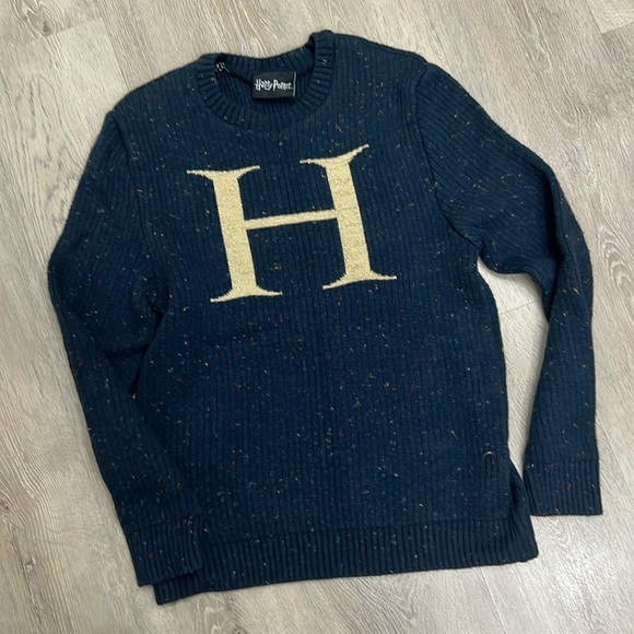 Warner Bros. Sweaters - Universal Studios Harry Potter size Small Ugly Sweater Crewneck Shimmer letter H